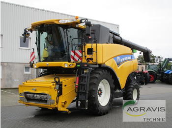 Combine harvester New Holland CR 9080 SCR: picture 1