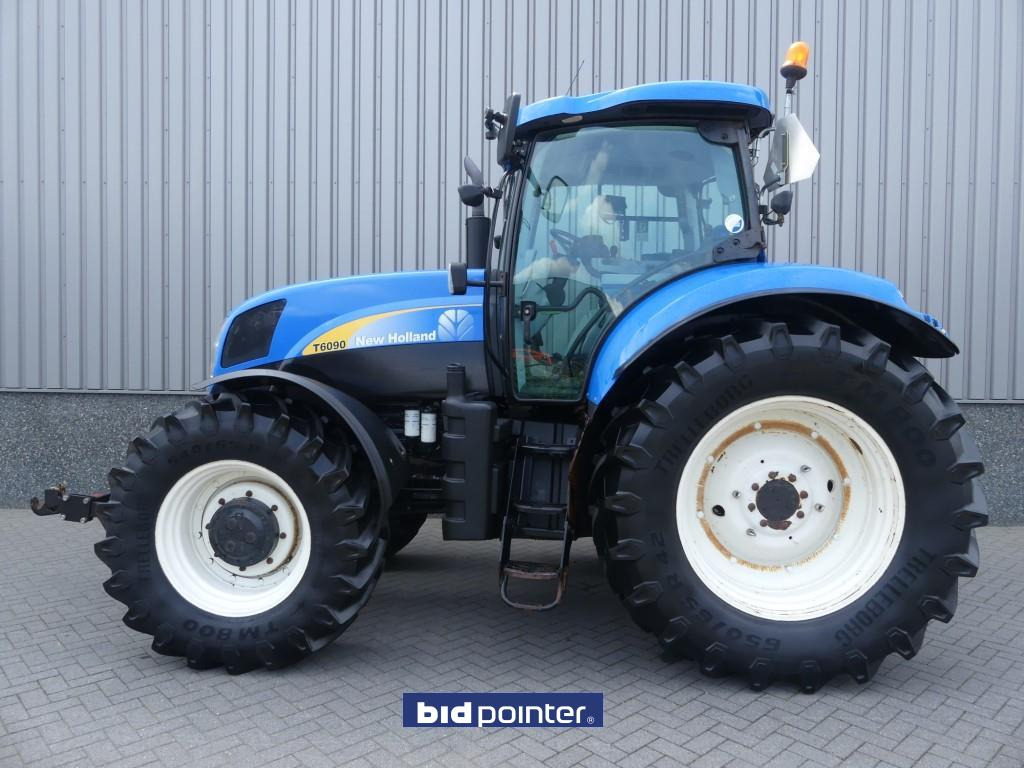 New Holland T6090 Frontlinkage & PTO - Farm tractor: picture 3