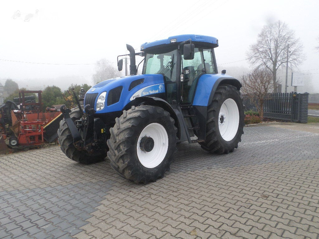 New Holland T7550 - Farm tractor: picture 4