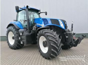 Farm tractor New Holland t8.330 autocommand: picture 1