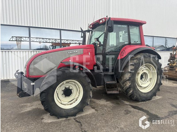 Valmet T130 - Farm tractor: picture 1