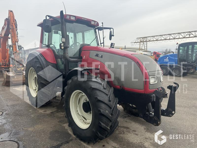 Valmet T130 - Farm tractor: picture 4