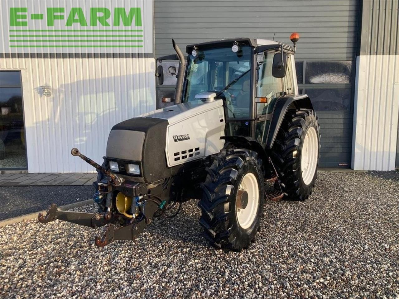 Valtra 6350 hitech - Farm tractor: picture 4