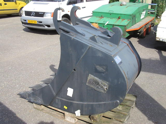 1T2612 - - Bucket for Construction machinery: picture 2