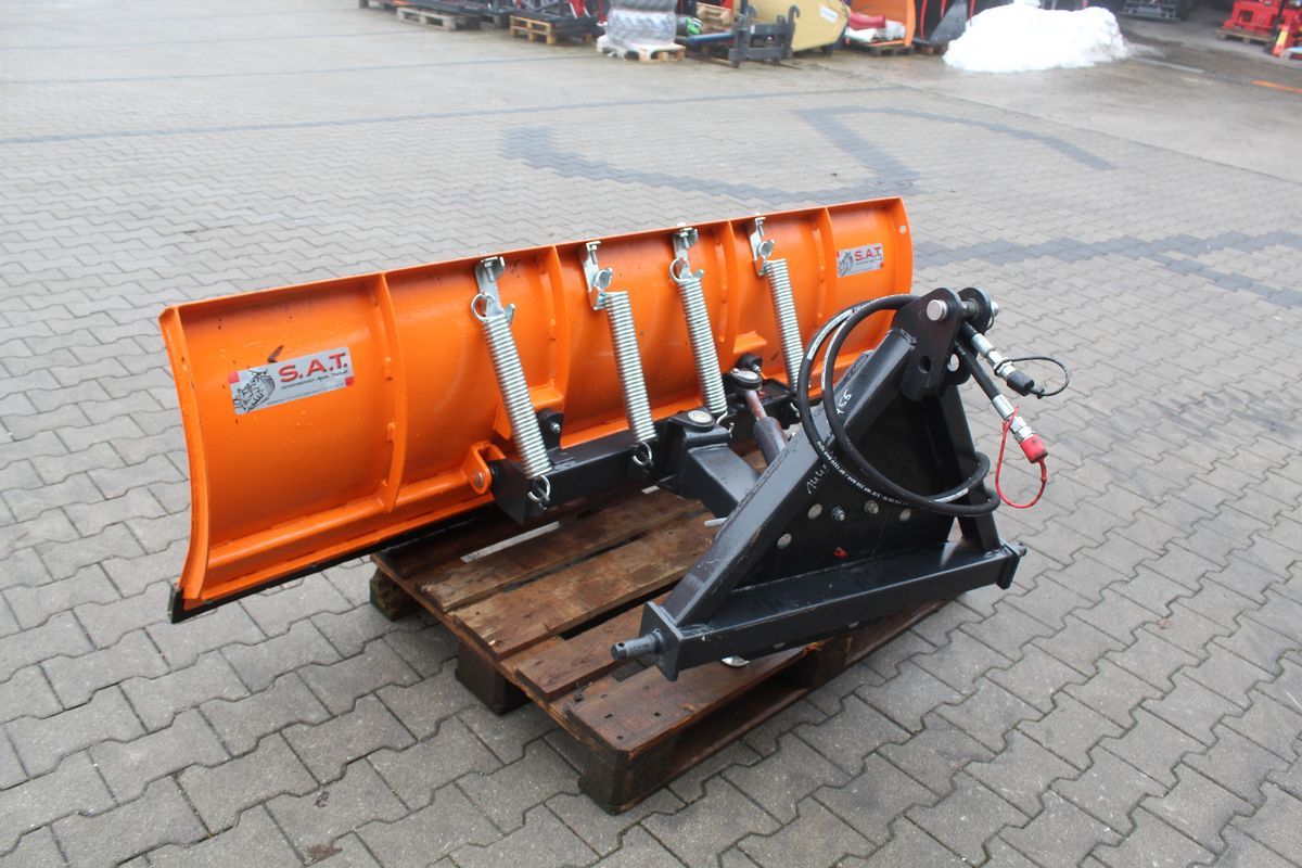 Abverkauf Kommunalschneeschilder - Lagerware  - Snow plough for Utility/ Special vehicle: picture 5