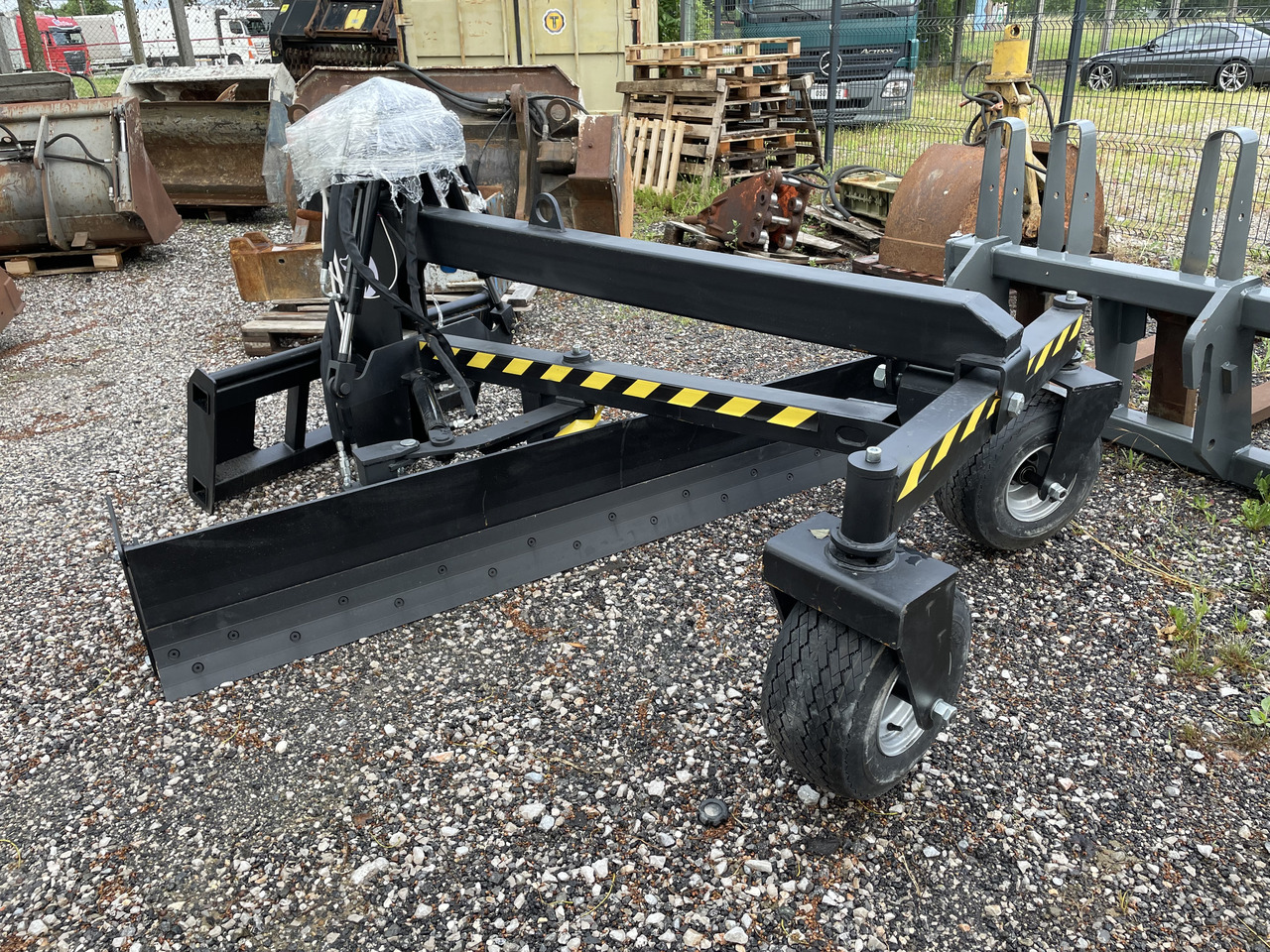 BOBCAT GRADER - Blade for Construction machinery: picture 1