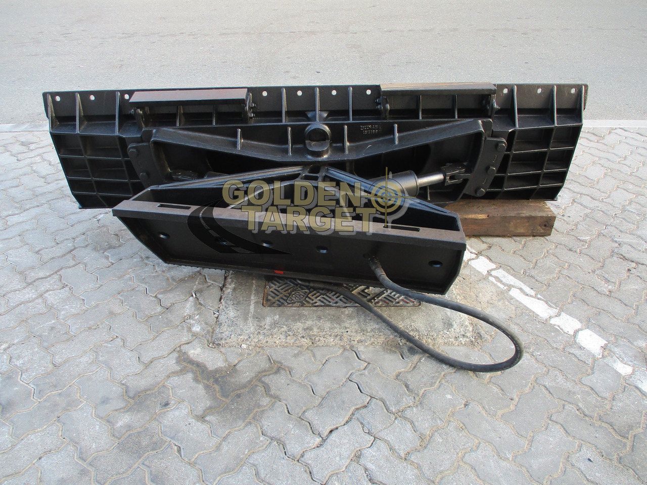 BOBCAT Skid Steer Dozer Attachment - Blade for Skid steer loader: picture 2