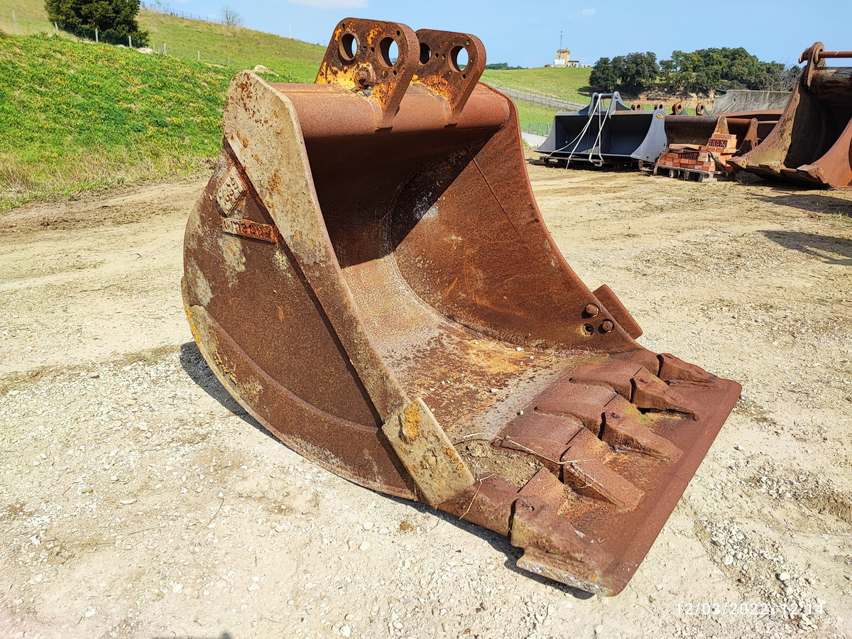 CASE 1200 - Excavator bucket for Construction machinery: picture 3
