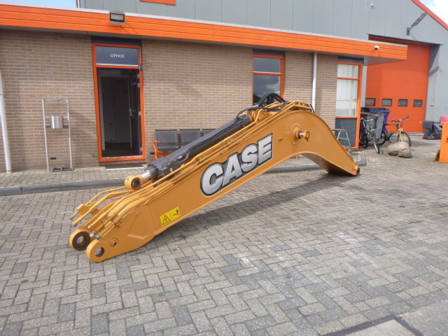 CASE CX235C - Boom for Crawler excavator: picture 1