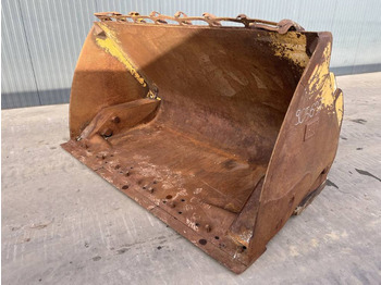 Cat 924K / 924M / 926M / 930K / 930M - Bucket for Construction machinery: picture 1