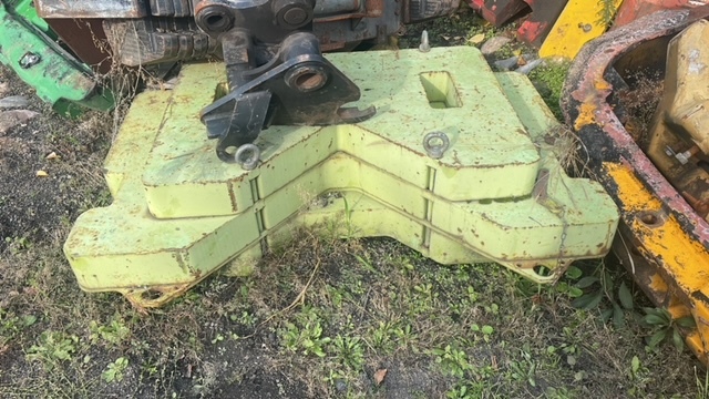 Claas Xerion 3300 |  3800 - Balast [2500kg] - Counterweight for Farm tractor: picture 1