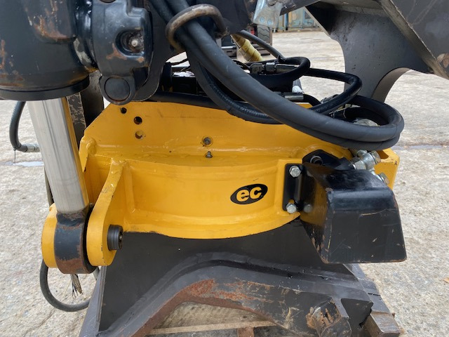 Attachment for Construction machinery Engcon EC 219: picture 10