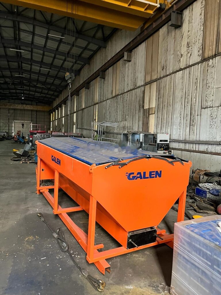 Galen Truck Salt Spreader from stock - Sand/ Salt spreader for Utility/ Special vehicle: picture 1