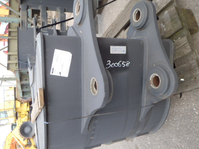 Hitachi EX100-5 - - Bucket for Construction machinery: picture 2