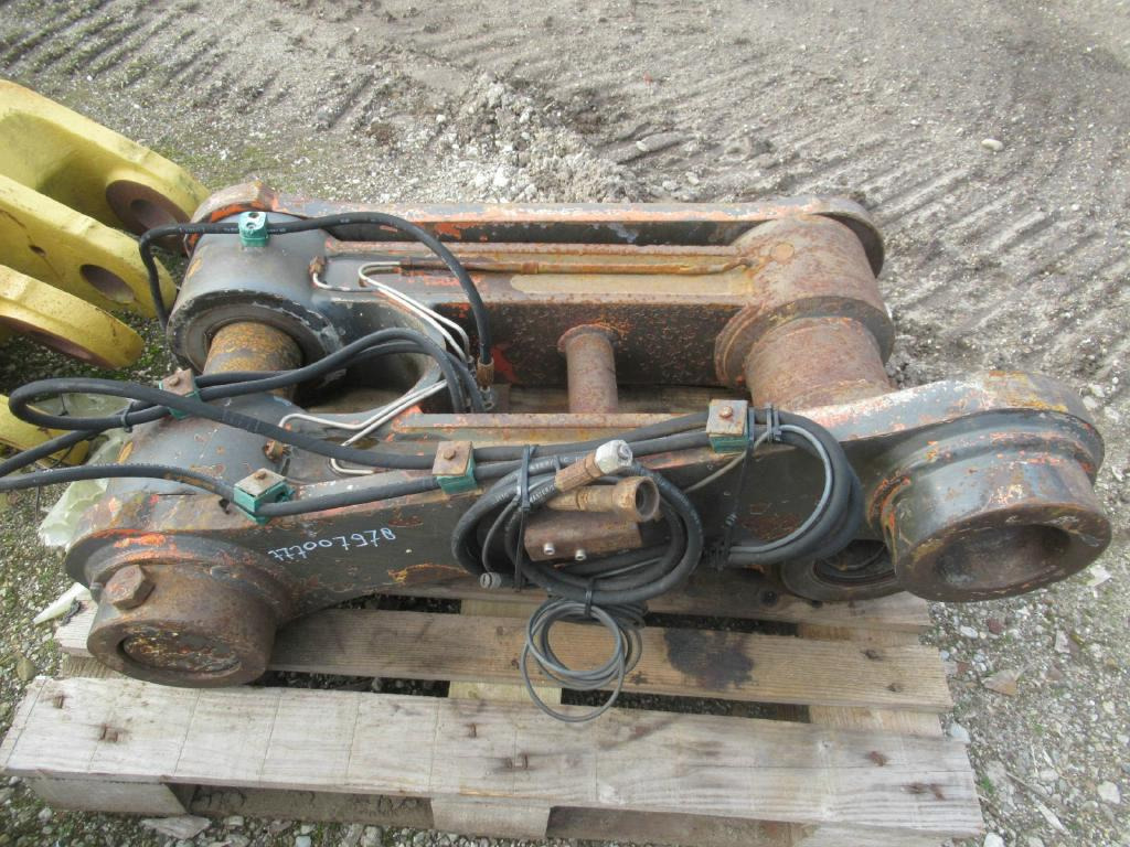 Hitachi ZX470 - - Quick coupler for Construction machinery: picture 3
