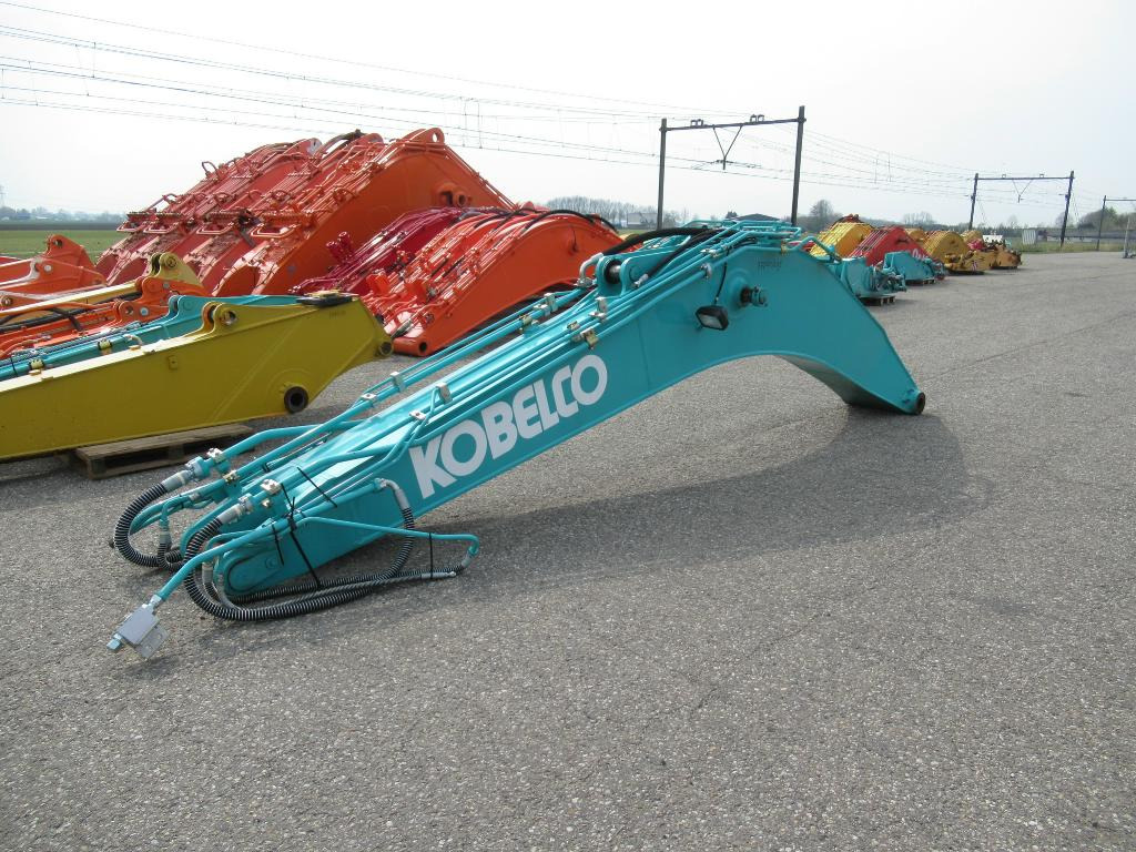 Kobelco SK230SR-5 - - Boom for Construction machinery: picture 2