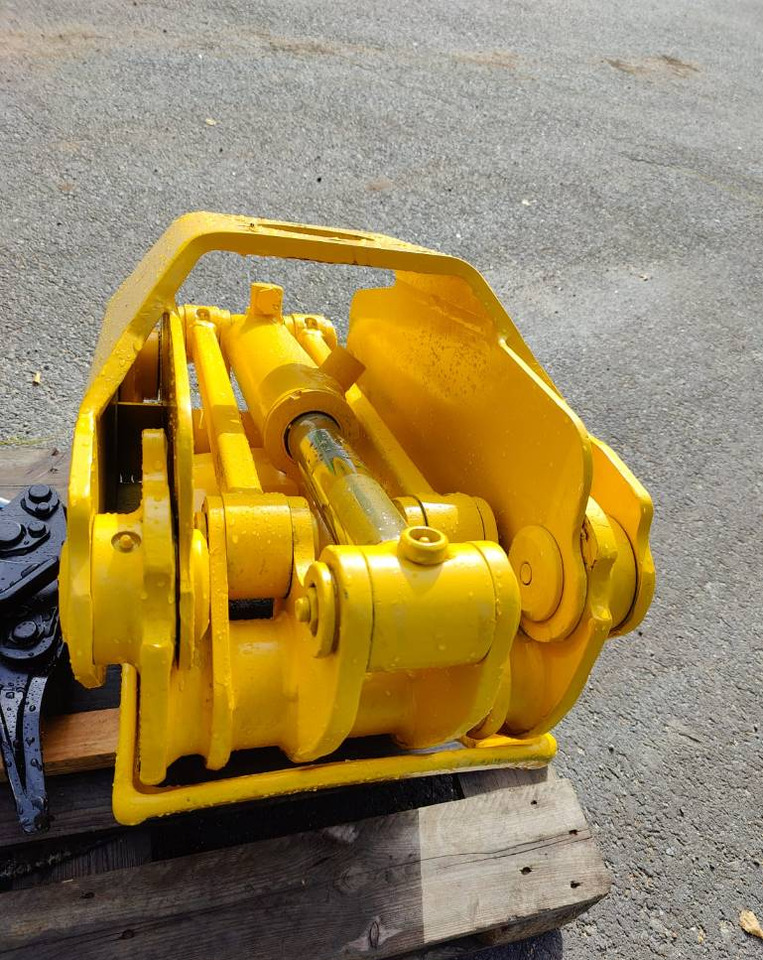 Grapple for Forestry equipment Komatsu G 28: picture 6