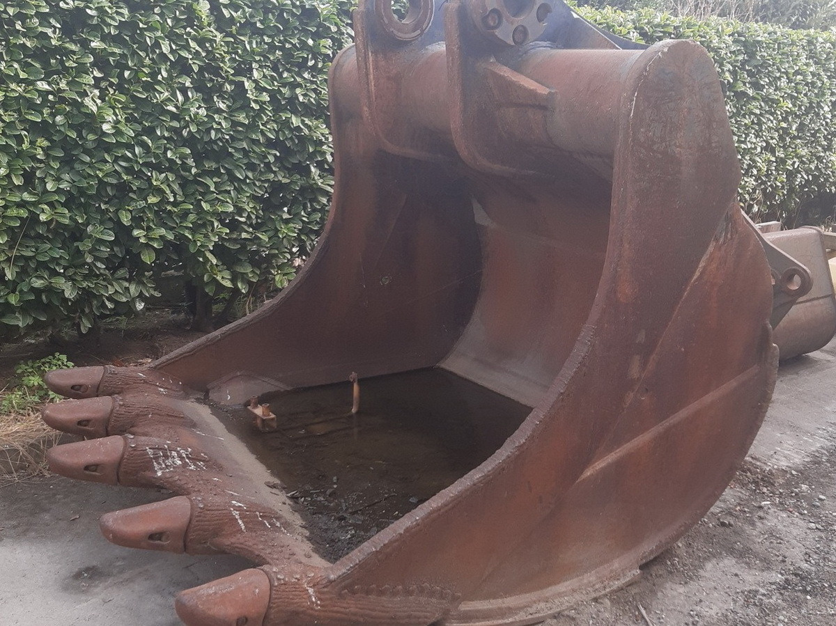 MANTOVANIBENNE PC600-8 - Excavator bucket for Construction machinery: picture 3