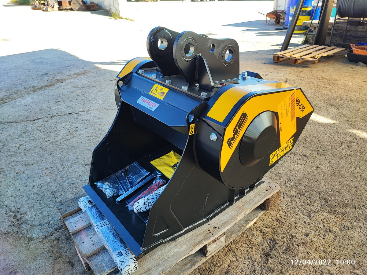 MB CRUSHER C50 - Bucket for Construction machinery: picture 1