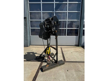 New Attachment for Material handling equipment Manitou Winch 3T: picture 1