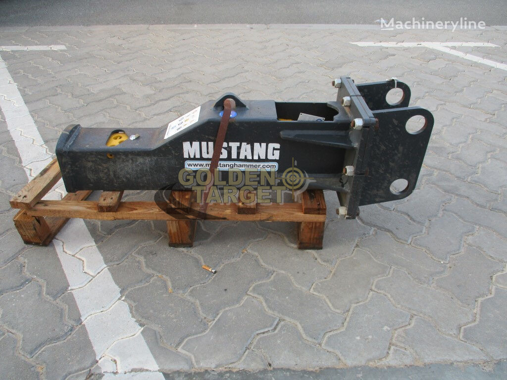 Mustang HM100 - Hydraulic hammer: picture 1