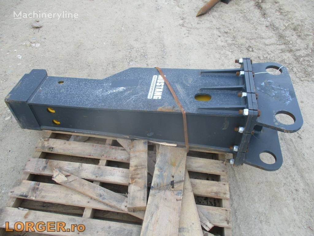 Mustang HM1000 - Hydraulic hammer: picture 3