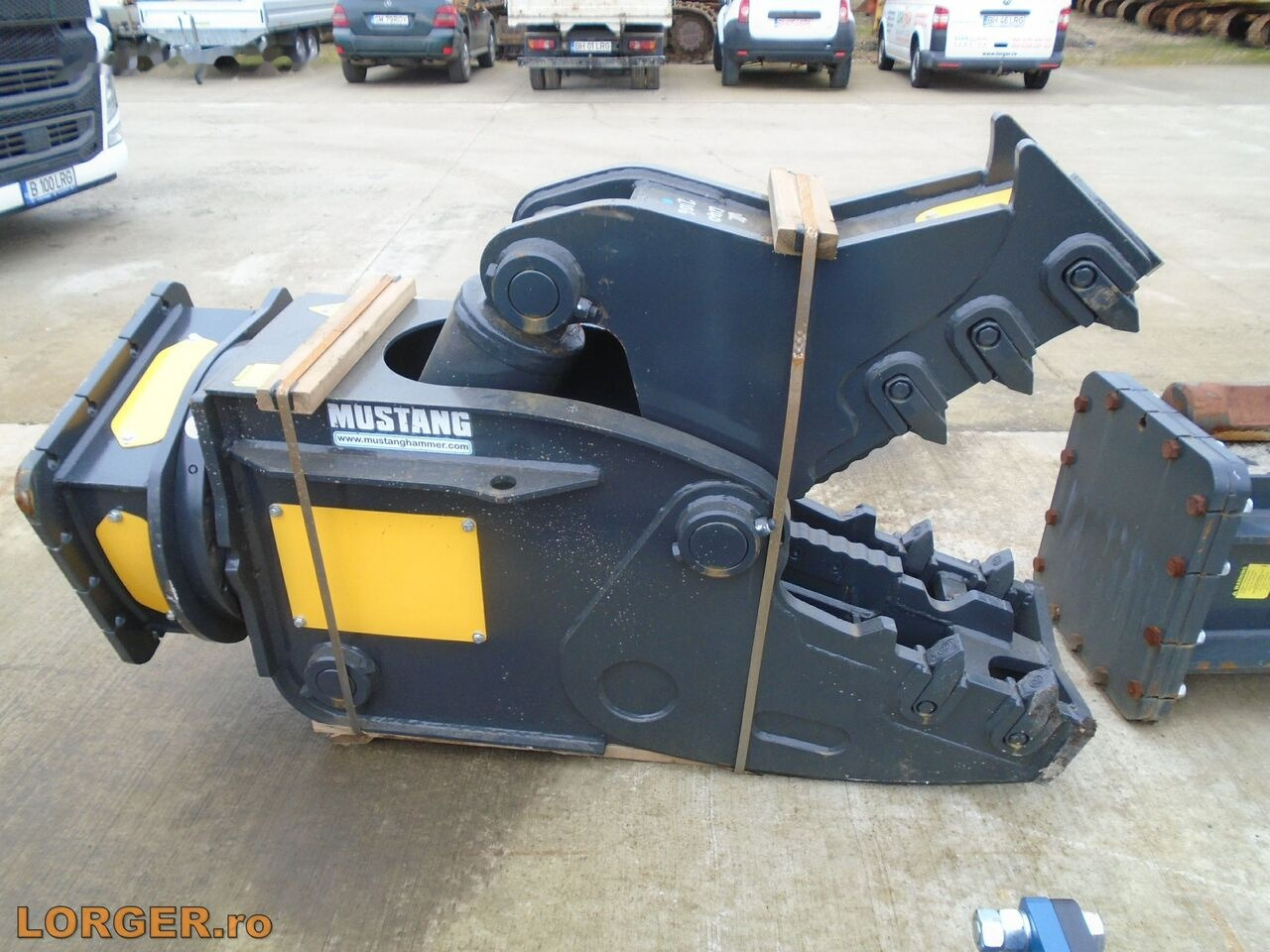 Mustang RH16 - Demolition shears for Construction machinery: picture 2