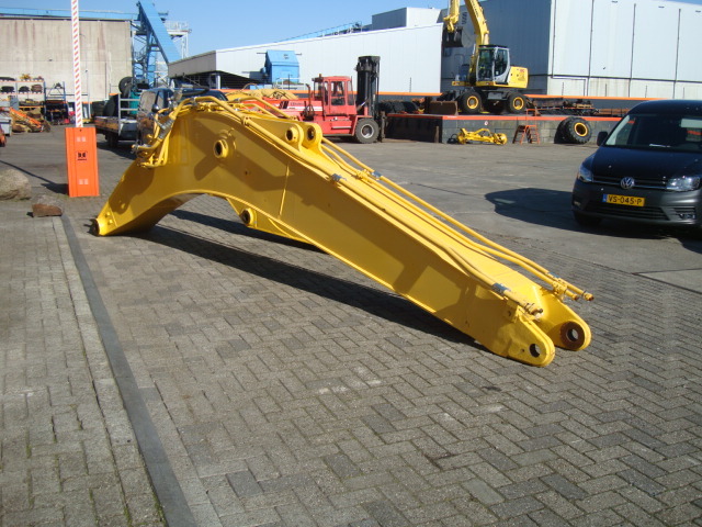 NEW HOLLAND E225BSR - Boom for Crawler excavator: picture 4
