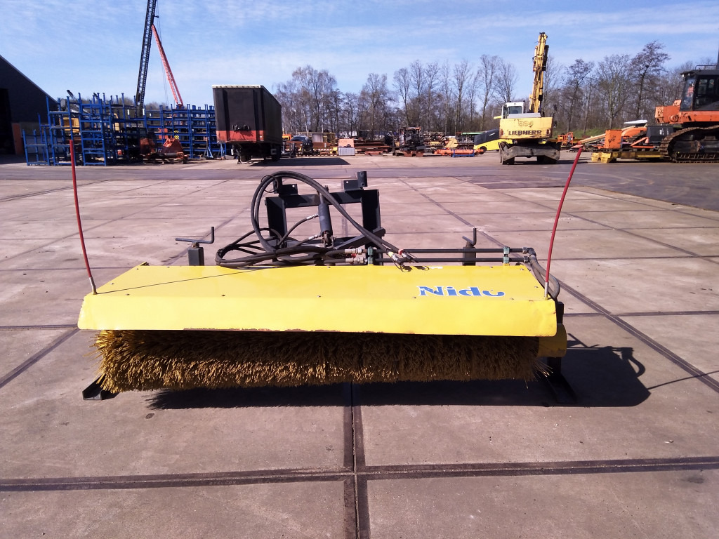 NIDO HF25DS200VPZ - - Broom for Utility/ Special vehicle: picture 1