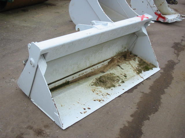 O&K  - Loader bucket: picture 1