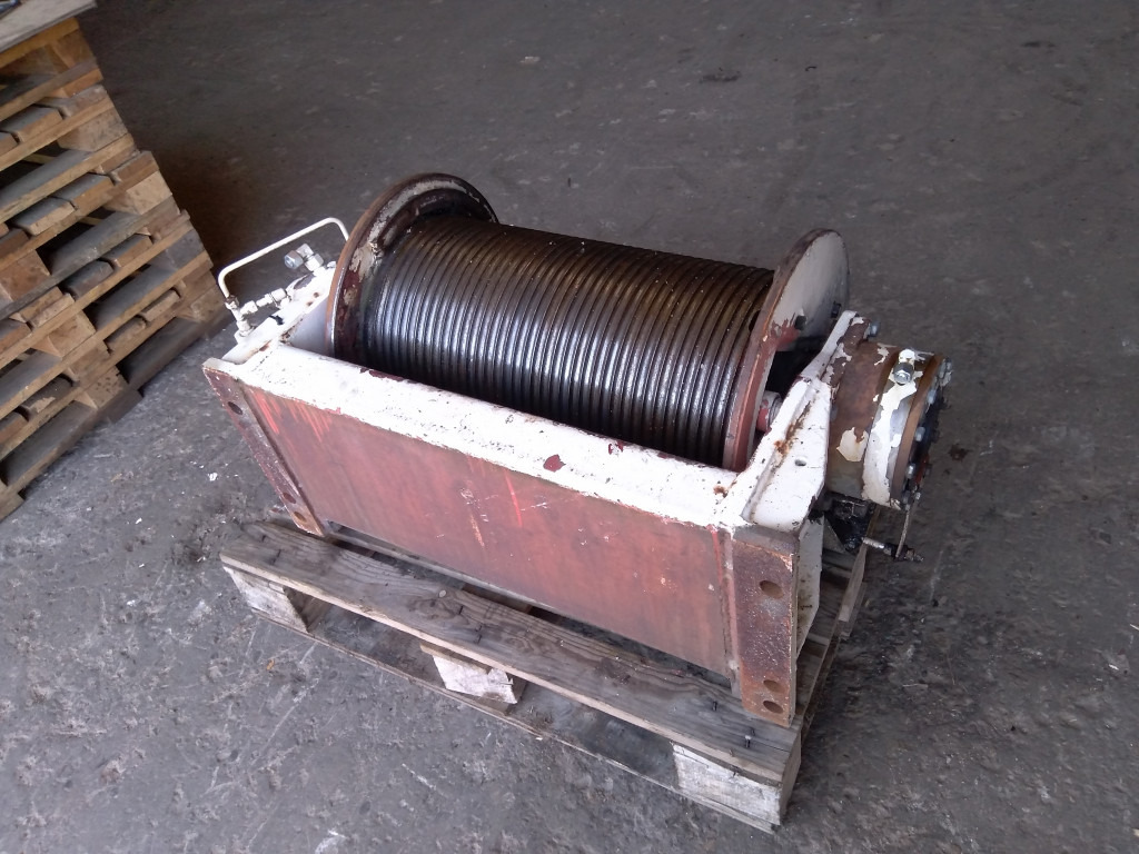 O&K AH270 - - Winch for Construction machinery: picture 2