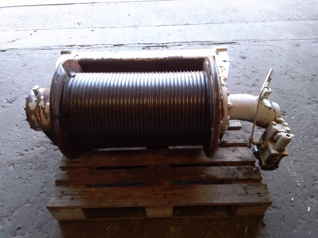 O&K AH270 - - Winch for Construction machinery: picture 1