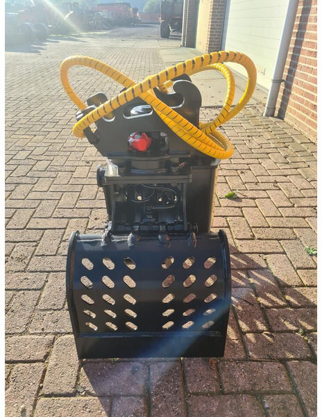 Onbekend  - Grapple for Construction machinery: picture 4