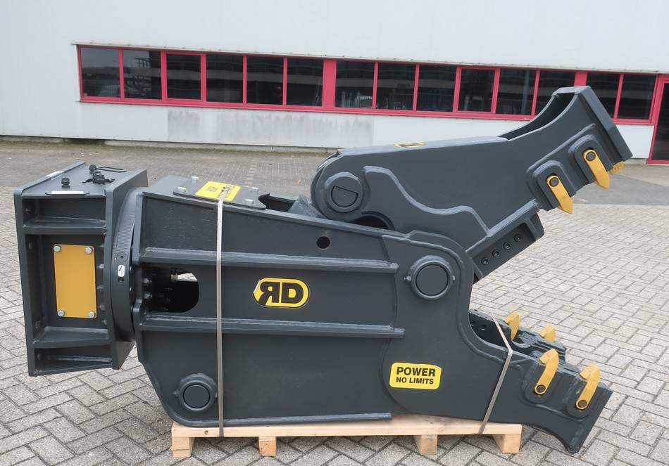 Rent Demolition RD20 Hydraulic Rotation Pulverizer Shear 21~28T  - Demolition shears: picture 1