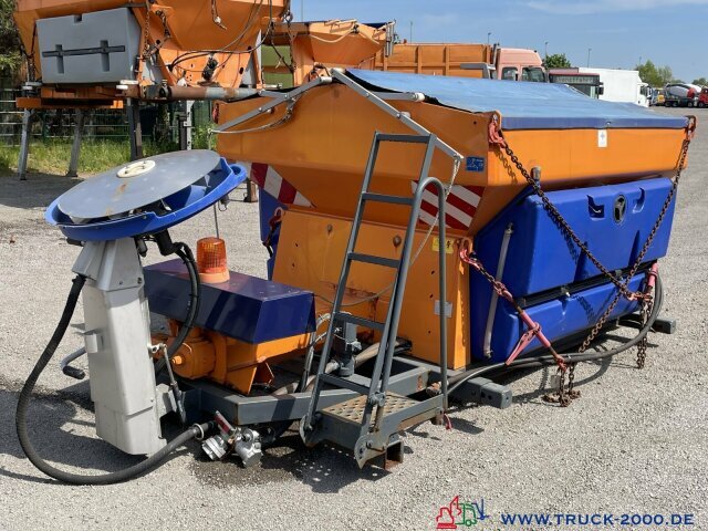 Schmidt Stratos Winterdienst Feuchtsalzstreuer 3 m³ - Sand/ Salt spreader for Utility/ Special vehicle: picture 1