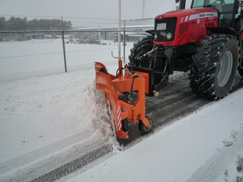 Schneeschild / Planierschild, PUV 2600, NEU  - Snow plough for Construction machinery: picture 3