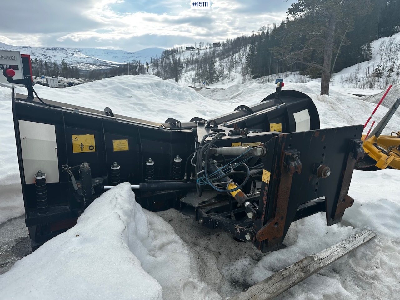 Tellefsdal K70 - Snow plough for Truck: picture 2