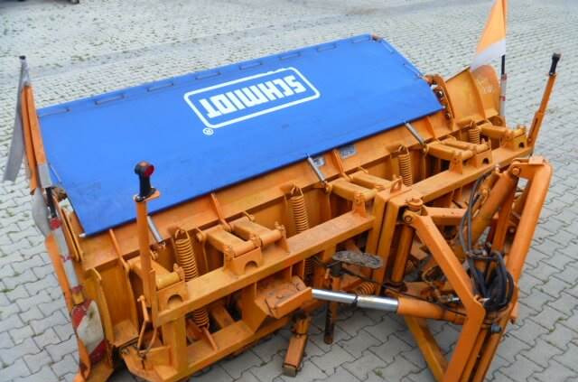 Unimog Schneepflug - Schneeschild Schmidt MF 3.3  - Snow plough: picture 3