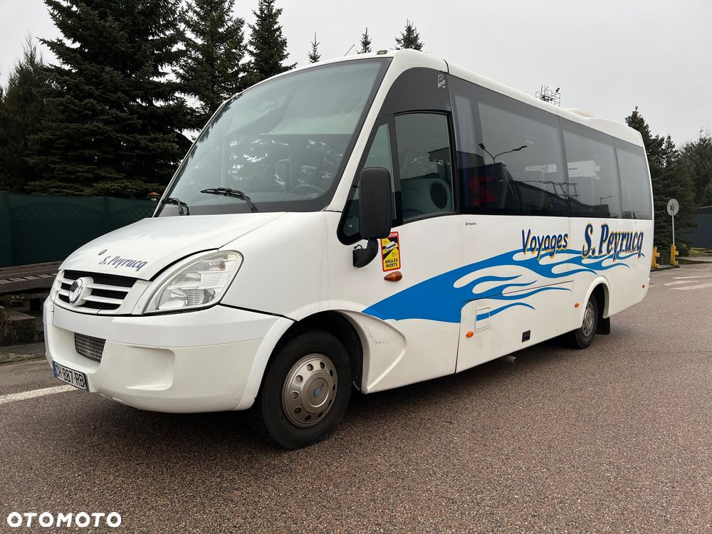 Irisbus Iveco / Wing / 29 miejsc / klima / Cena 132000zł netto - Suburban bus: picture 1
