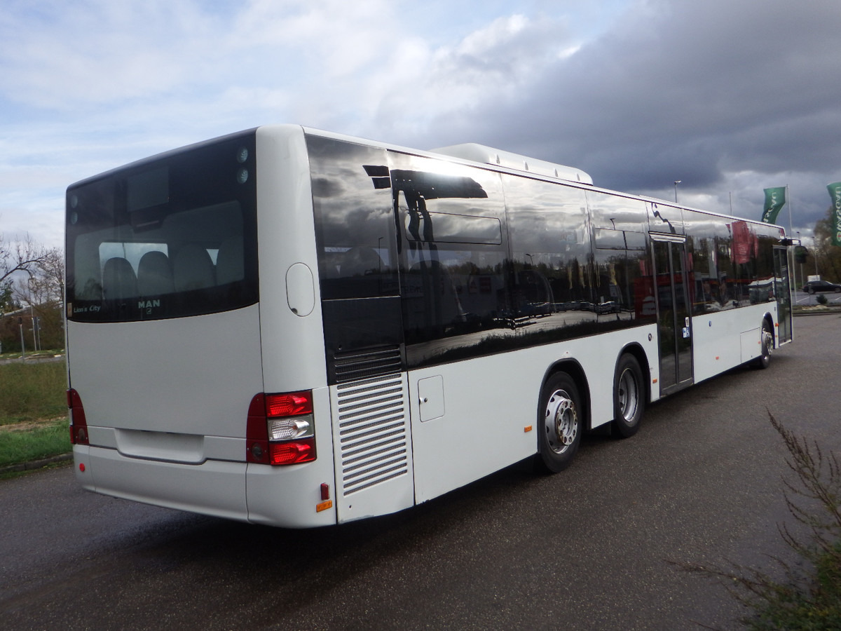 MAN A25 - KLIMA - Standheizung - EURO4 - Suburban bus: picture 4