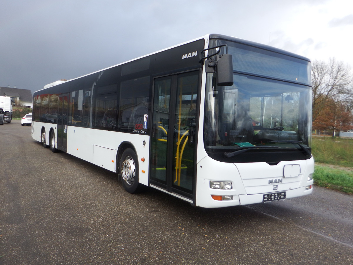 MAN A25 - KLIMA - Standheizung - EURO4 - Suburban bus: picture 1