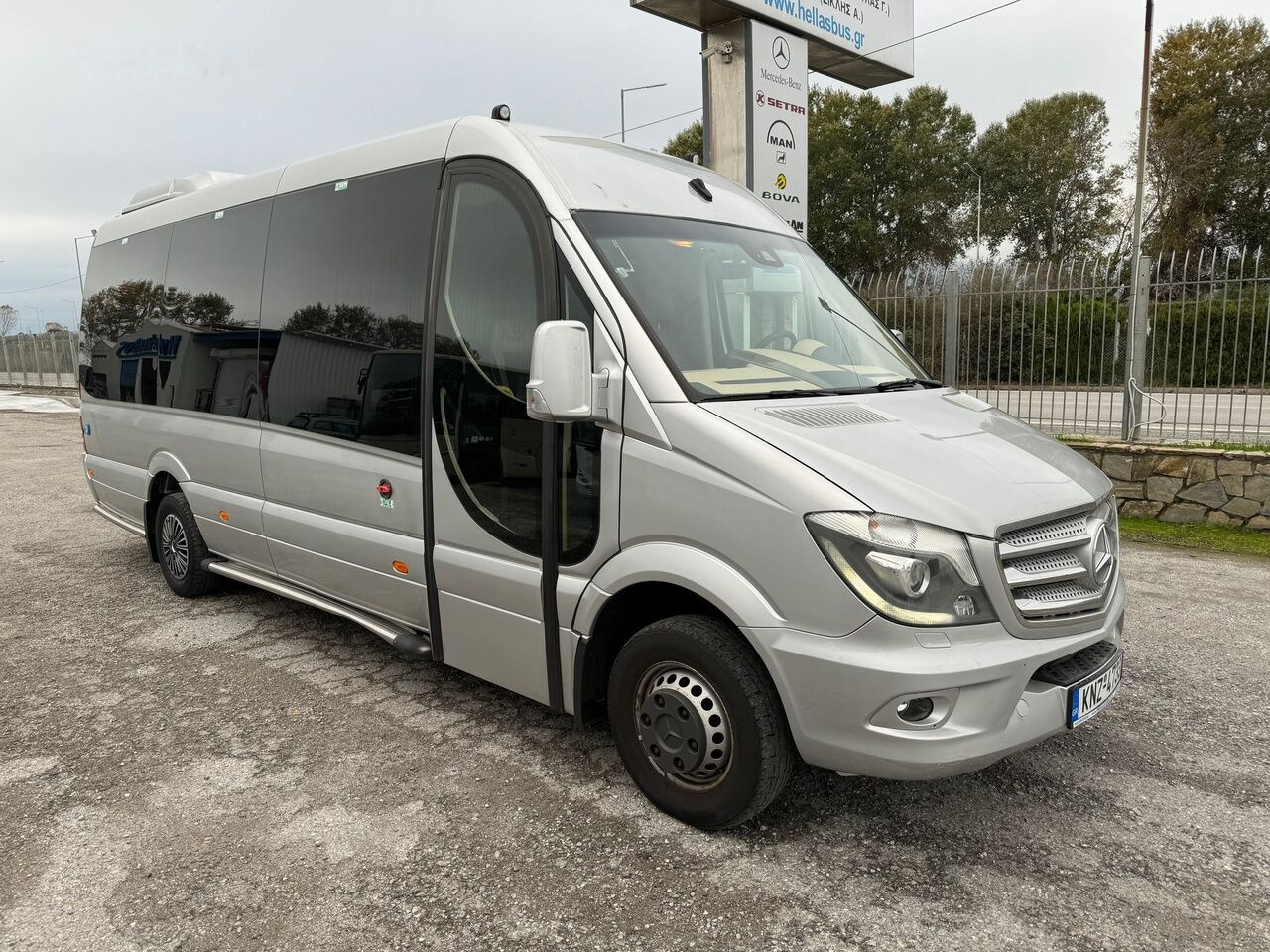 Mercedes-Benz 519 CDI / 16+1+1 / RAMP - Minibus, Passenger van: picture 1