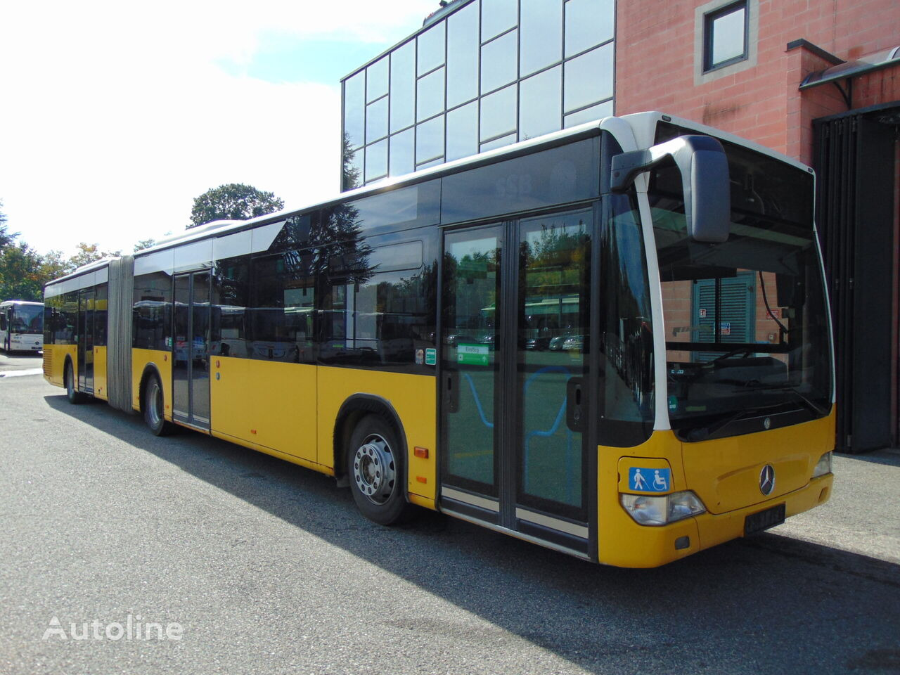 Mercedes-Benz O530 G - City bus: picture 1