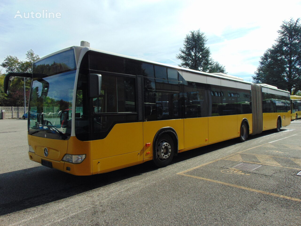 Mercedes-Benz O530 G - City bus: picture 3