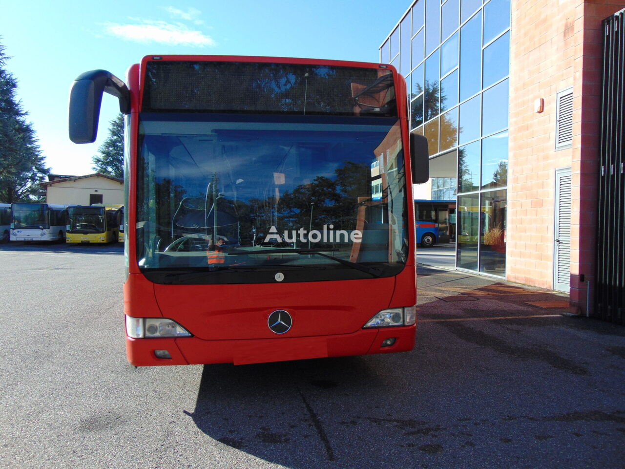 Mercedes-Benz O 530 G - City bus: picture 2