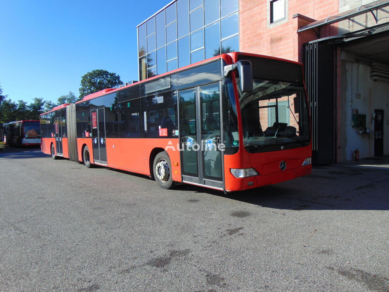 Mercedes-Benz O 530 G - City bus: picture 1