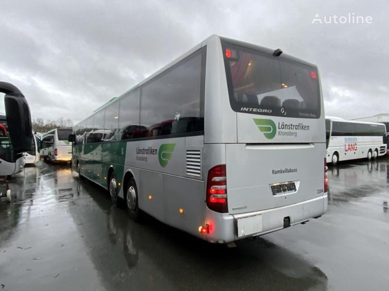 Mercedes Integro L - Suburban bus: picture 4