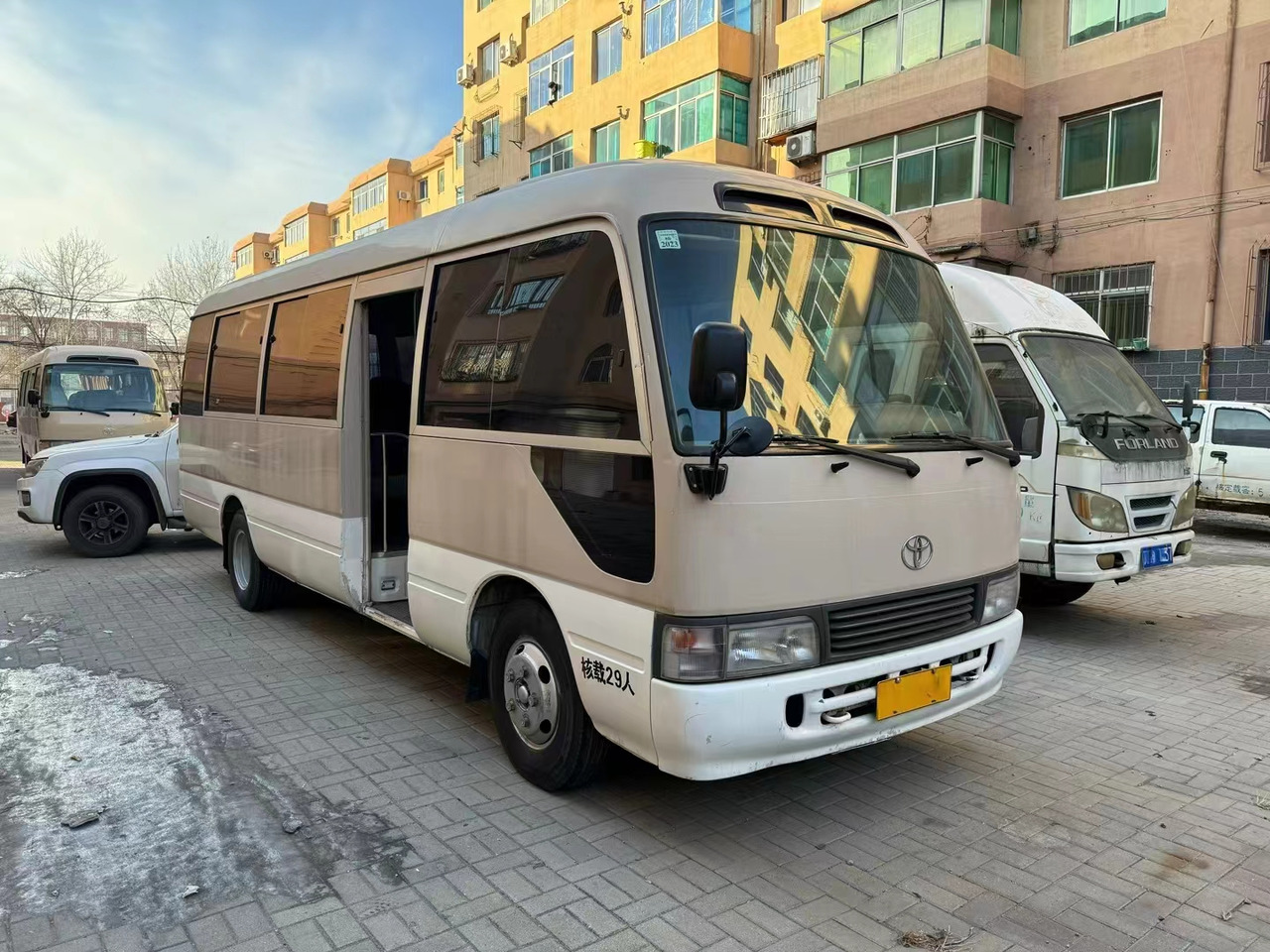 TOYOTA Coaster city bus passenger bus van diesel engine 30 seats - Minibus, Passenger van: picture 1