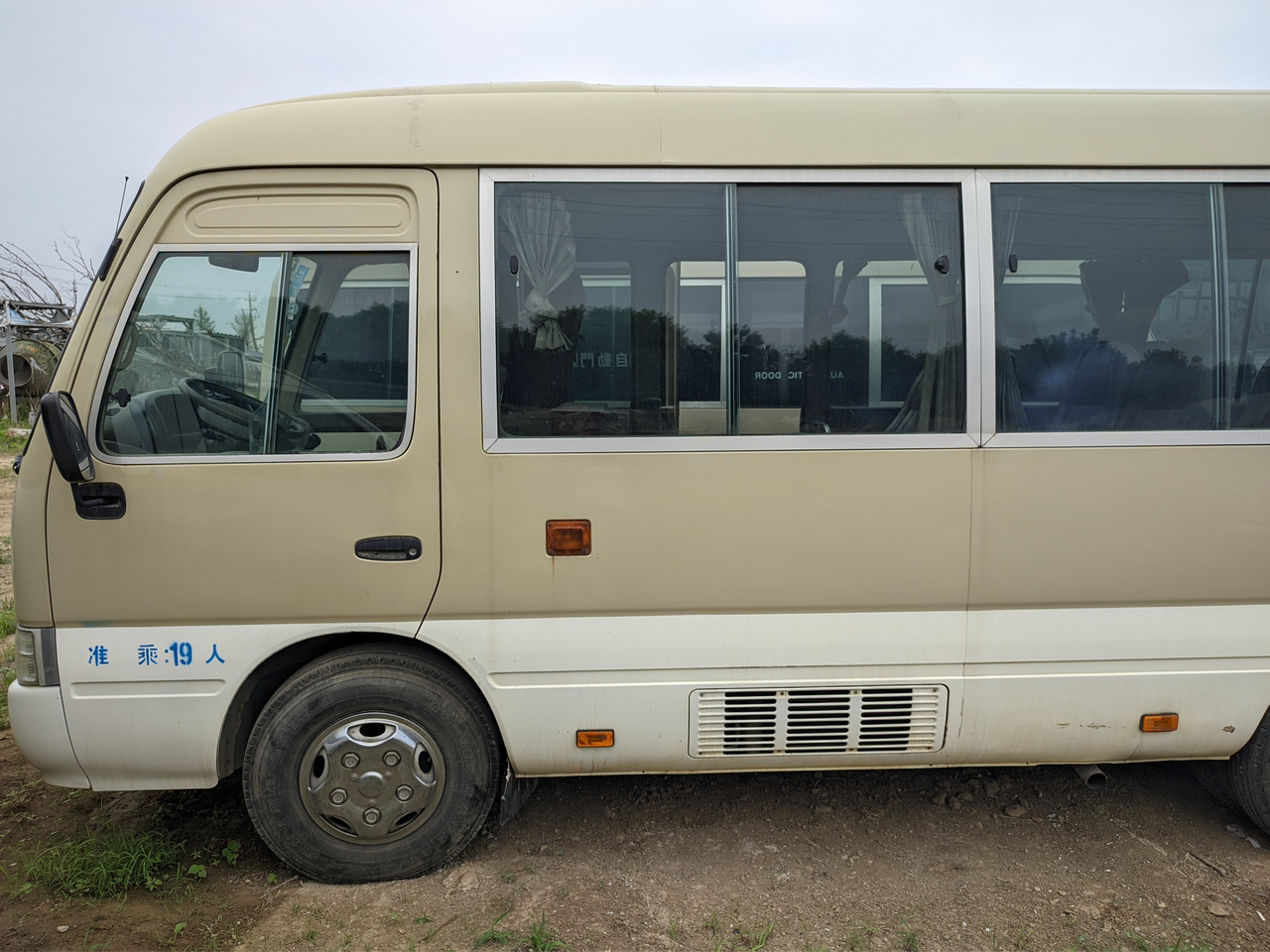 TOYOTA Coaster passenger bus - Minibus, Passenger van: picture 3