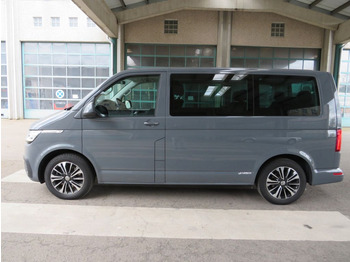 Minibus, Passenger van Volkswagen T6.1 Multivan Comfortline 4Motion: picture 3
